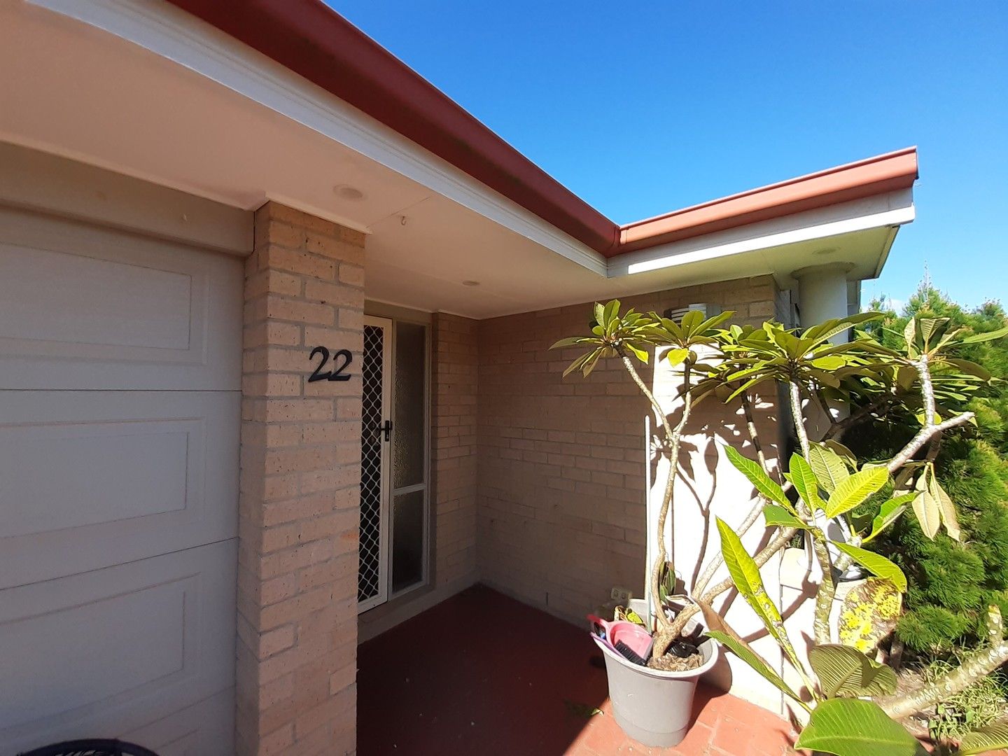 4 bedrooms House in 22 Olney Drive BLUE HAVEN NSW, 2262