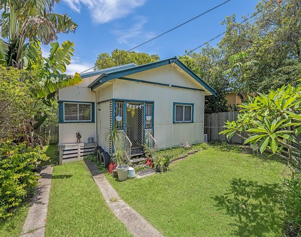 163 Scarborough Road, Redcliffe QLD 4020