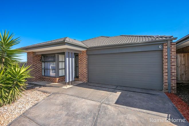 Picture of 168 James Melrose Drive, BROOKFIELD VIC 3338