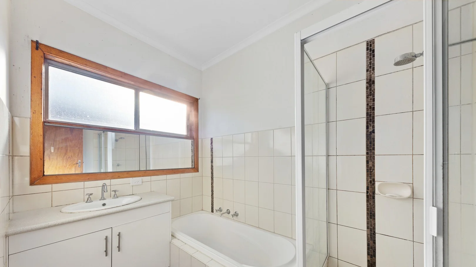 Additional image 5 of 268 Furlong Road, St Albans VIC 3021