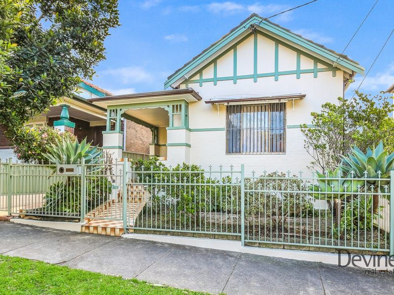 3 bedrooms House in 165 Wardell Road DULWICH HILL NSW, 2203