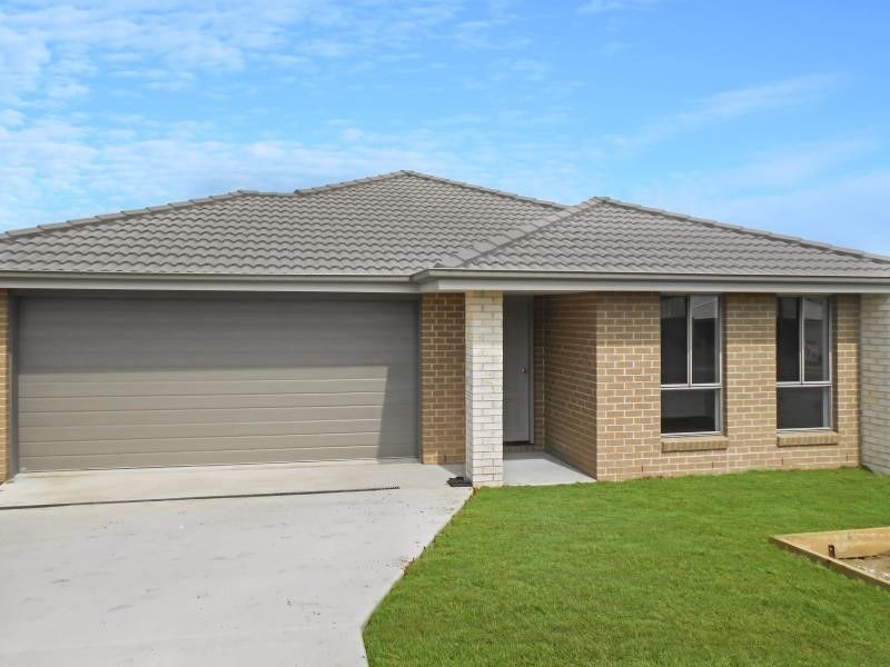 4 bedrooms House in 3 Reginald Drive TAMWORTH NSW, 2340