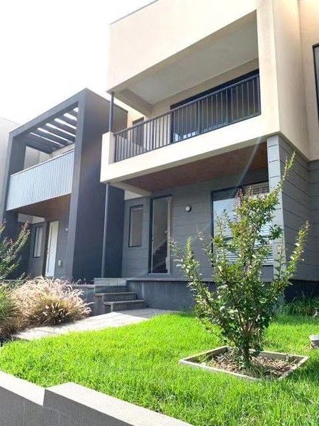3 bedrooms Townhouse in 111 Spectrum Way COBURG NORTH VIC, 3058