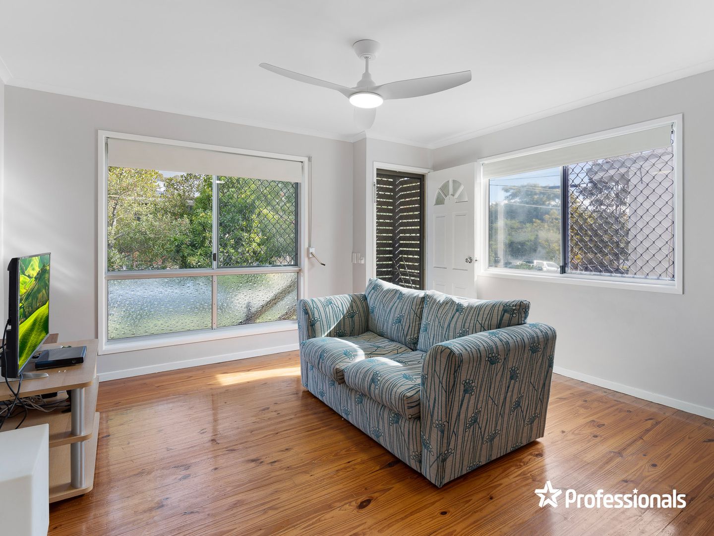 12 Tabulam Drive, Ferny Hills QLD 4055, Image 2