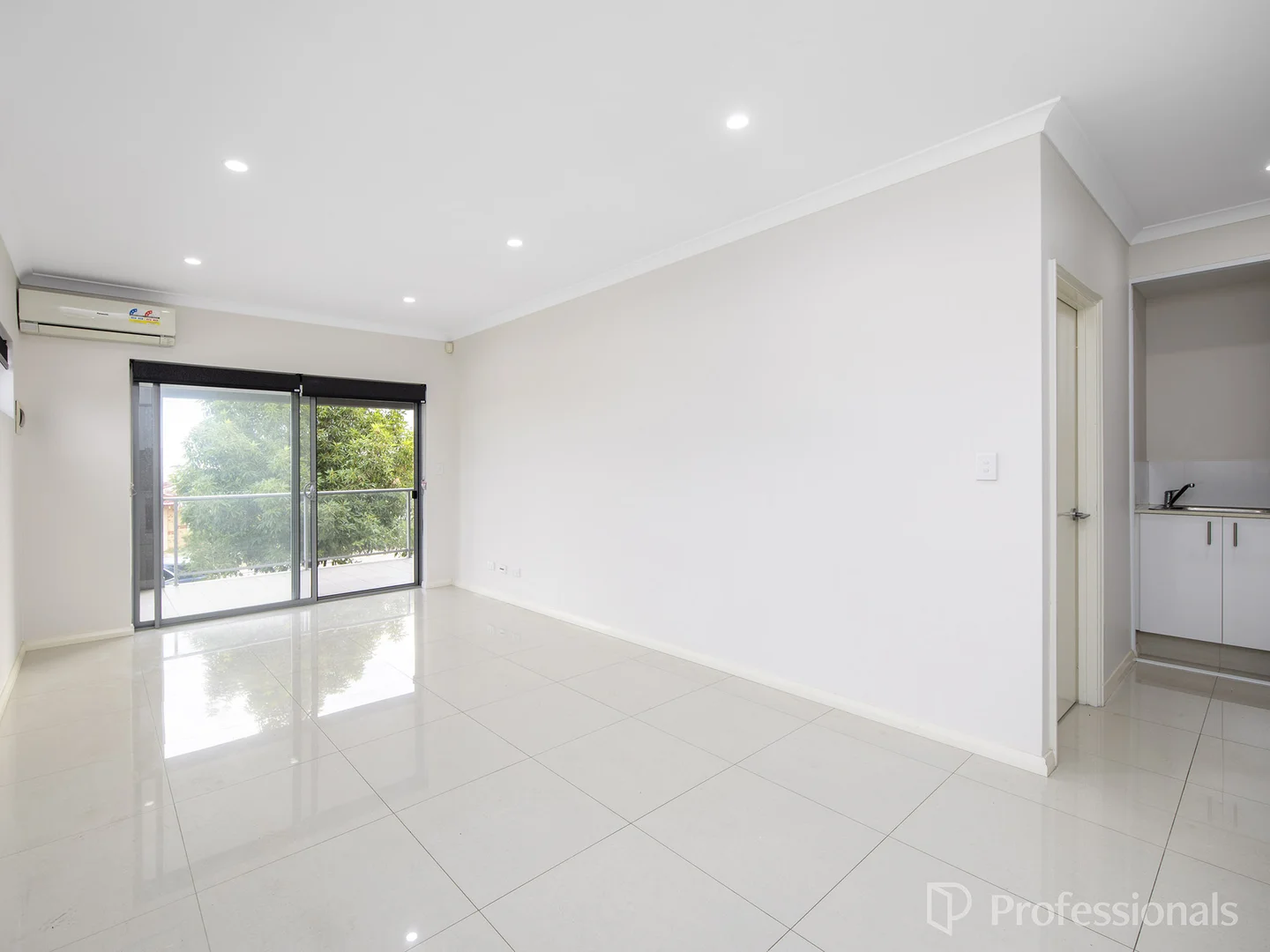 Additional image 8 of 7/2 Vermont Street, Nollamara WA 6061