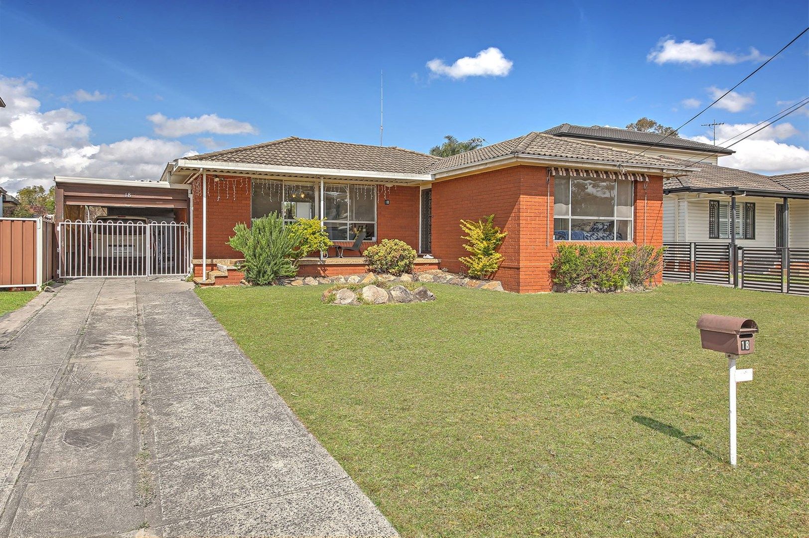 18 Armentieres Avenue, Milperra NSW 2214, Image 0