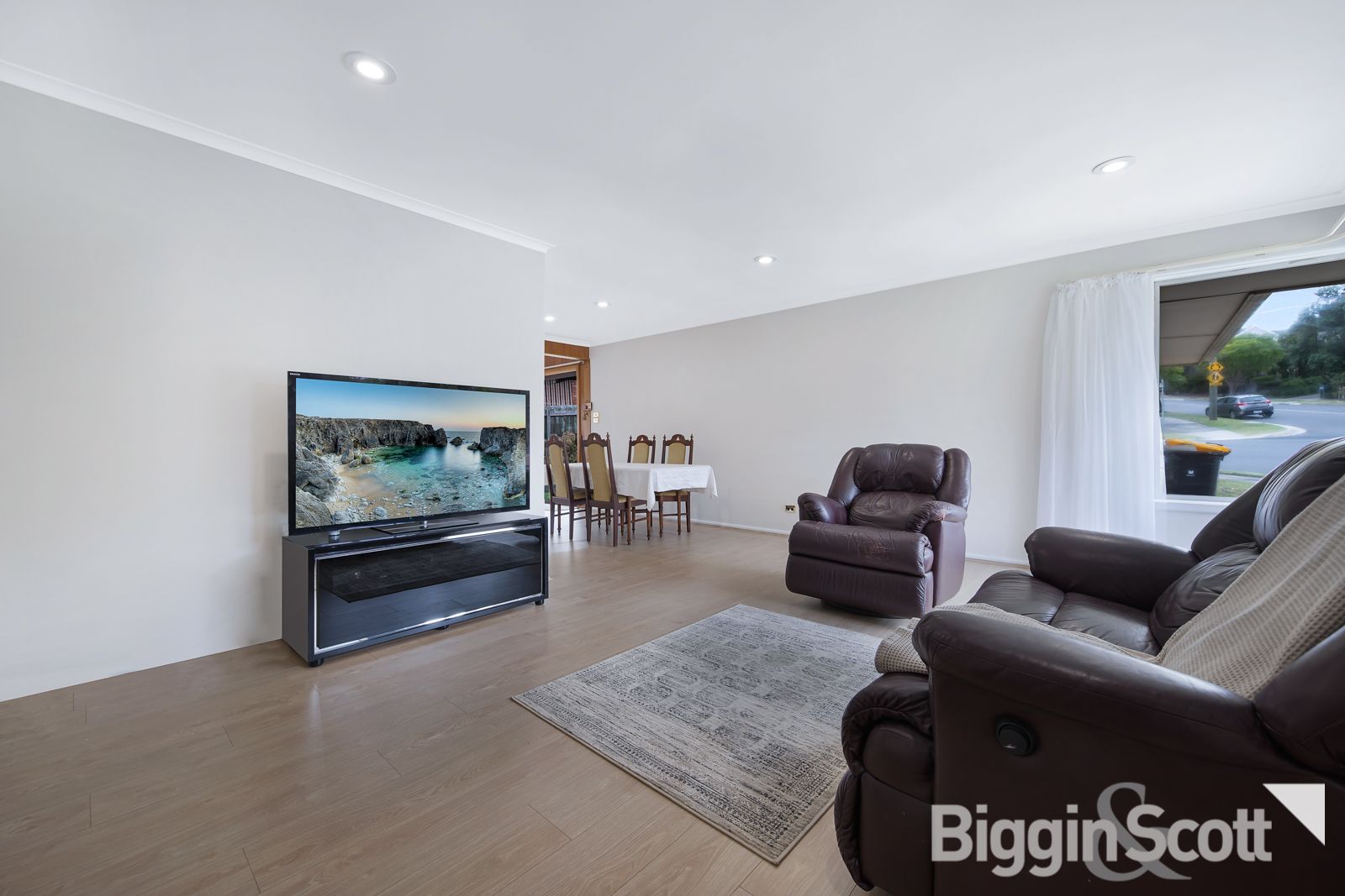 48 Florey Crescent, Mulgrave VIC 3170, Image 2