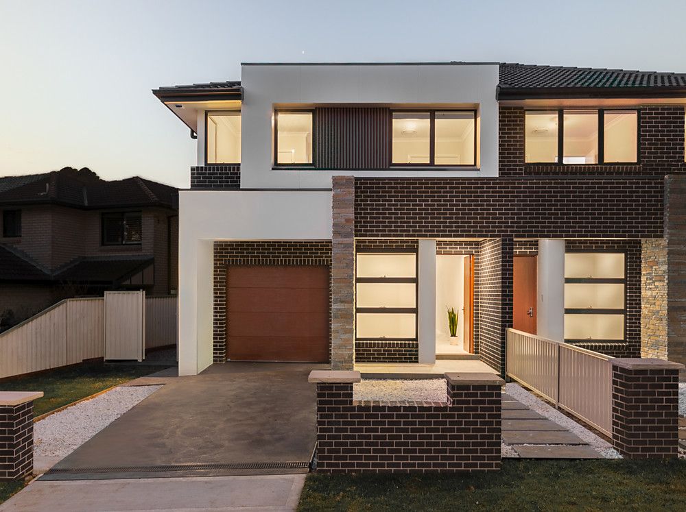 4 bedrooms Duplex in 8 Marong Street PANANIA NSW, 2213