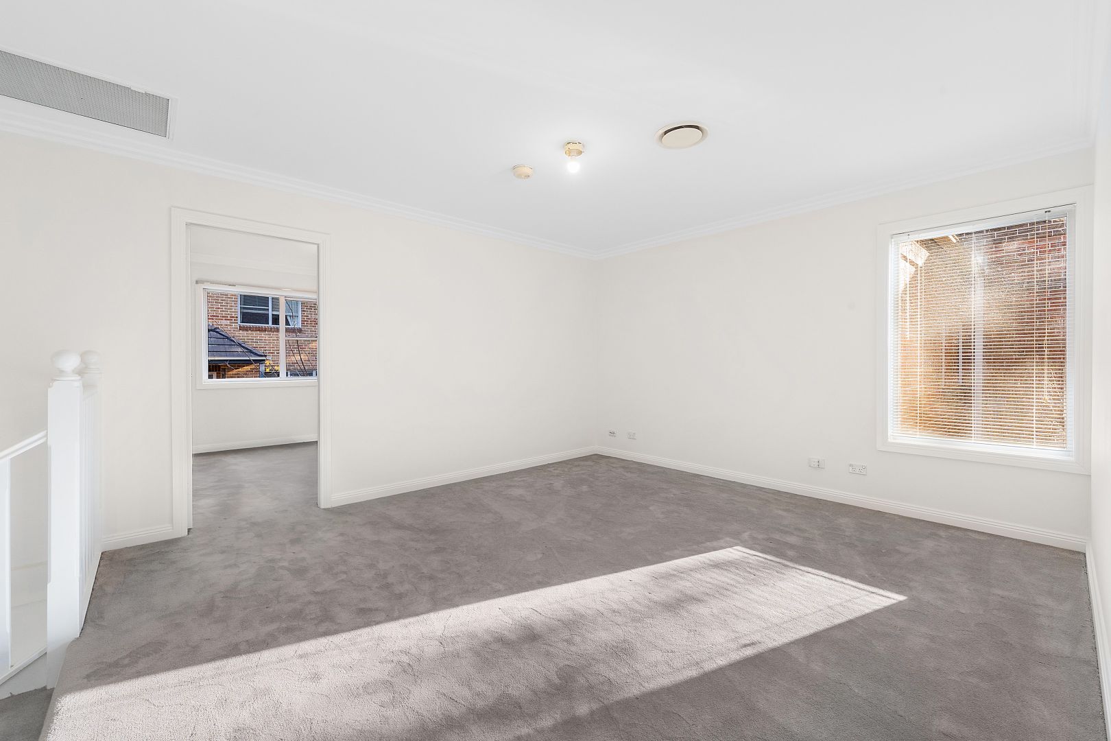 26/8 Shinfield Avenue, St Ives NSW 2075, Image 2