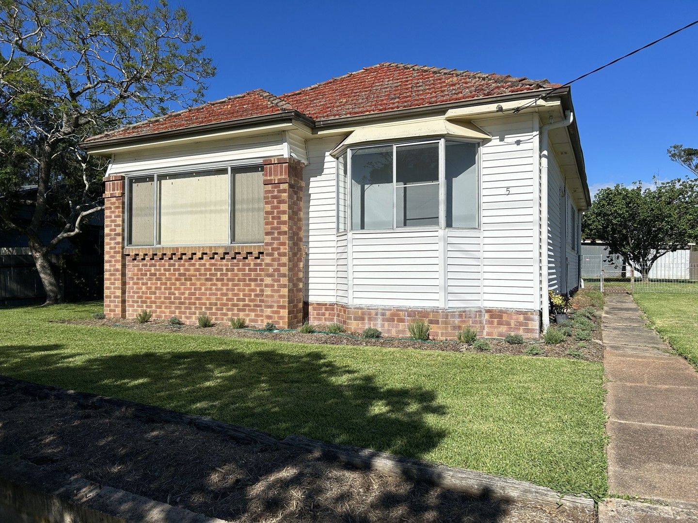 2 bedrooms House in 5 High Street LARGS NSW, 2320