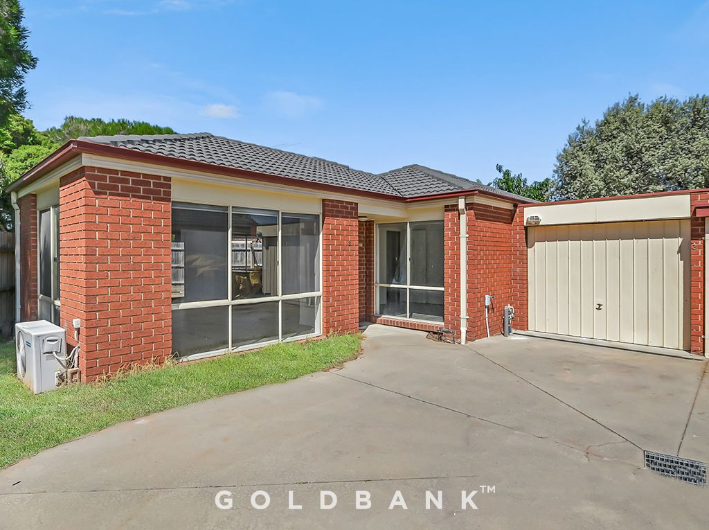 3/3 Lachlan Close, Cranbourne North VIC 3977, Image 0