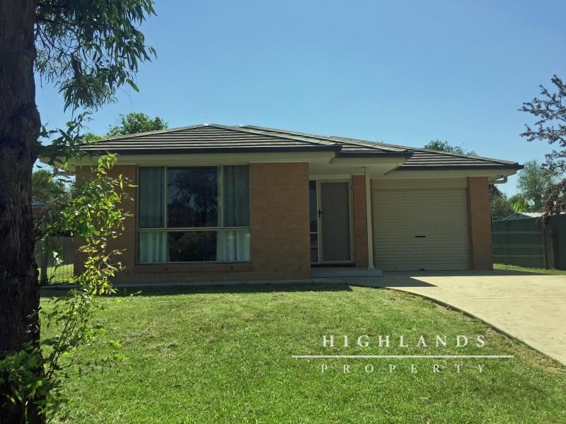 25 Willow Drive, Moss Vale NSW 2577