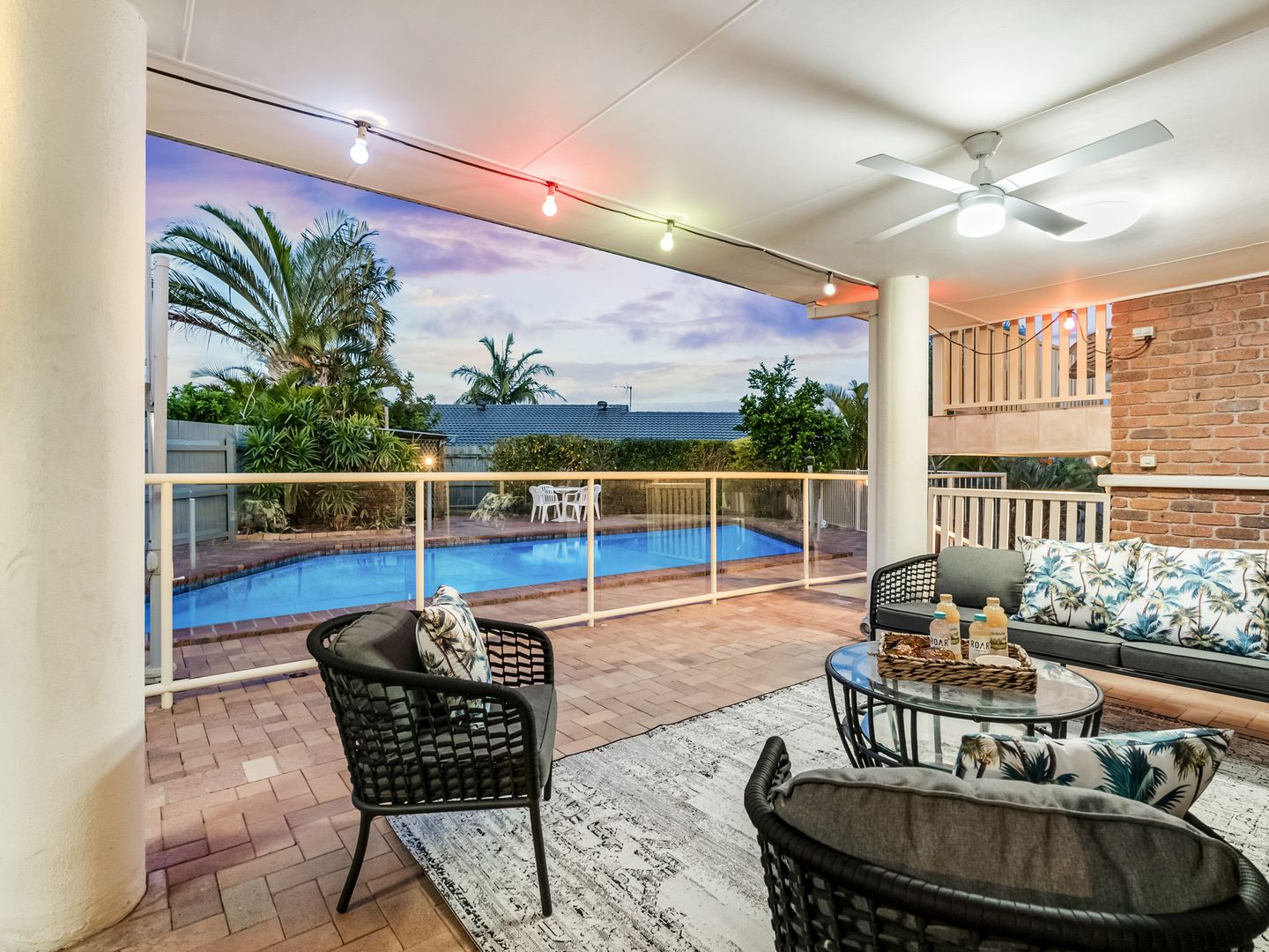 8 Sunningdale Circuit, Robina QLD 4226, Image 2