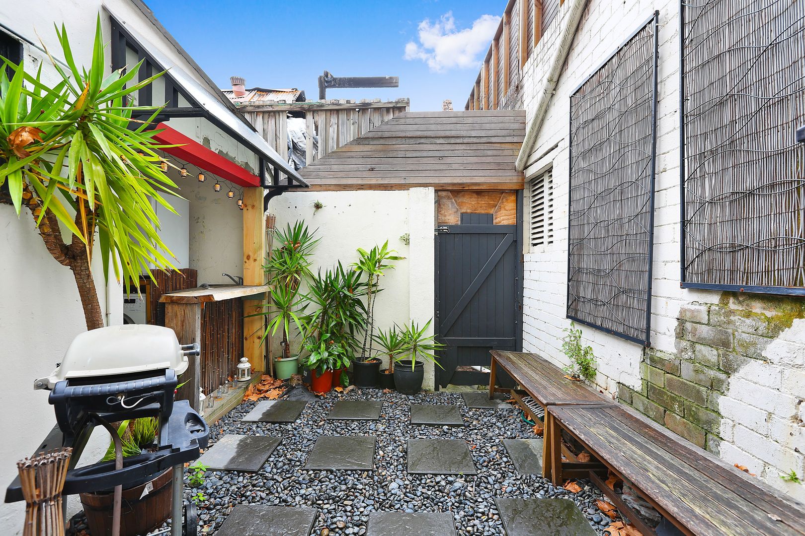 323 Riley Street, Surry Hills Property History & Address Research
