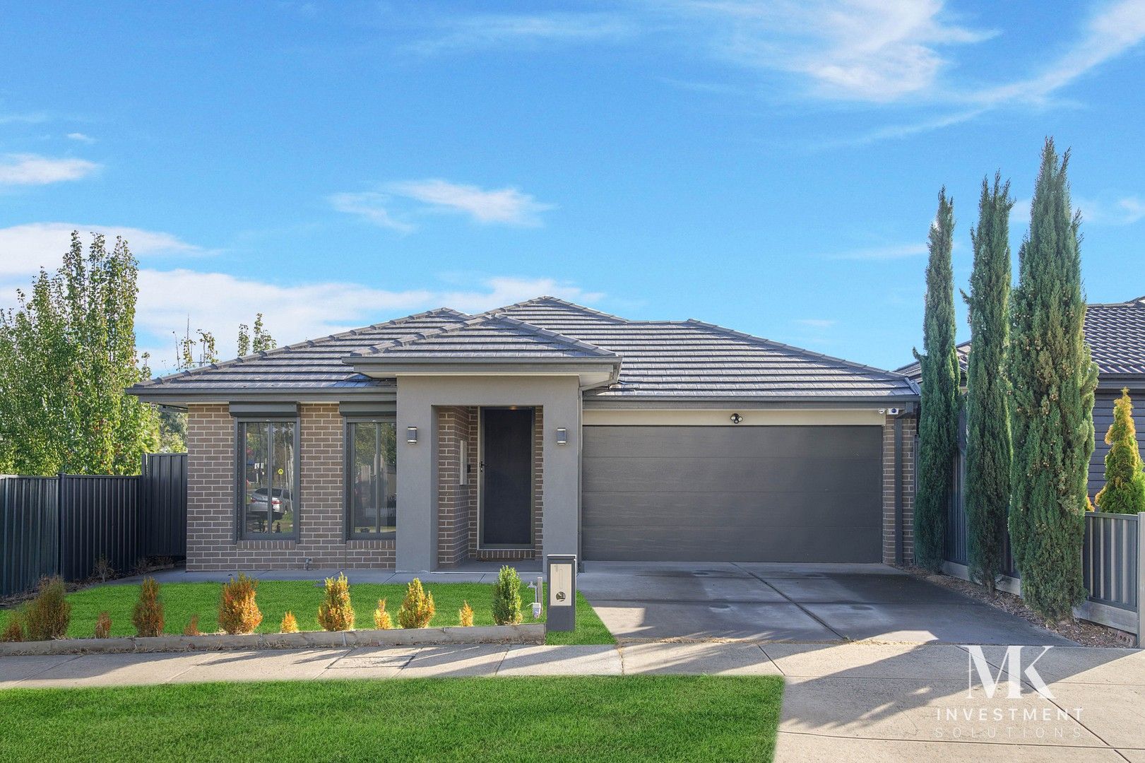4 bedrooms House in 1 Ewing Avenue WOLLERT VIC, 3750