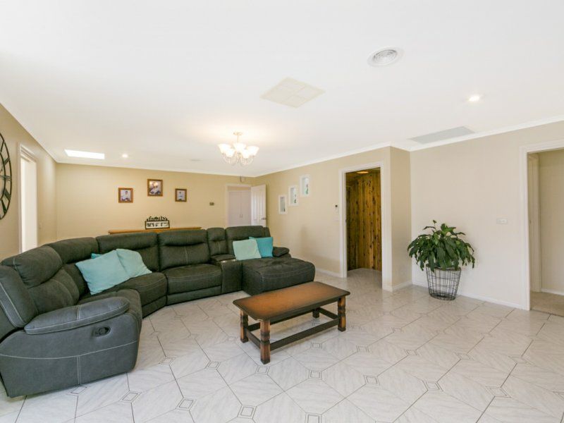 24 Cunningham Street, Queanbeyan NSW 2620, Image 2