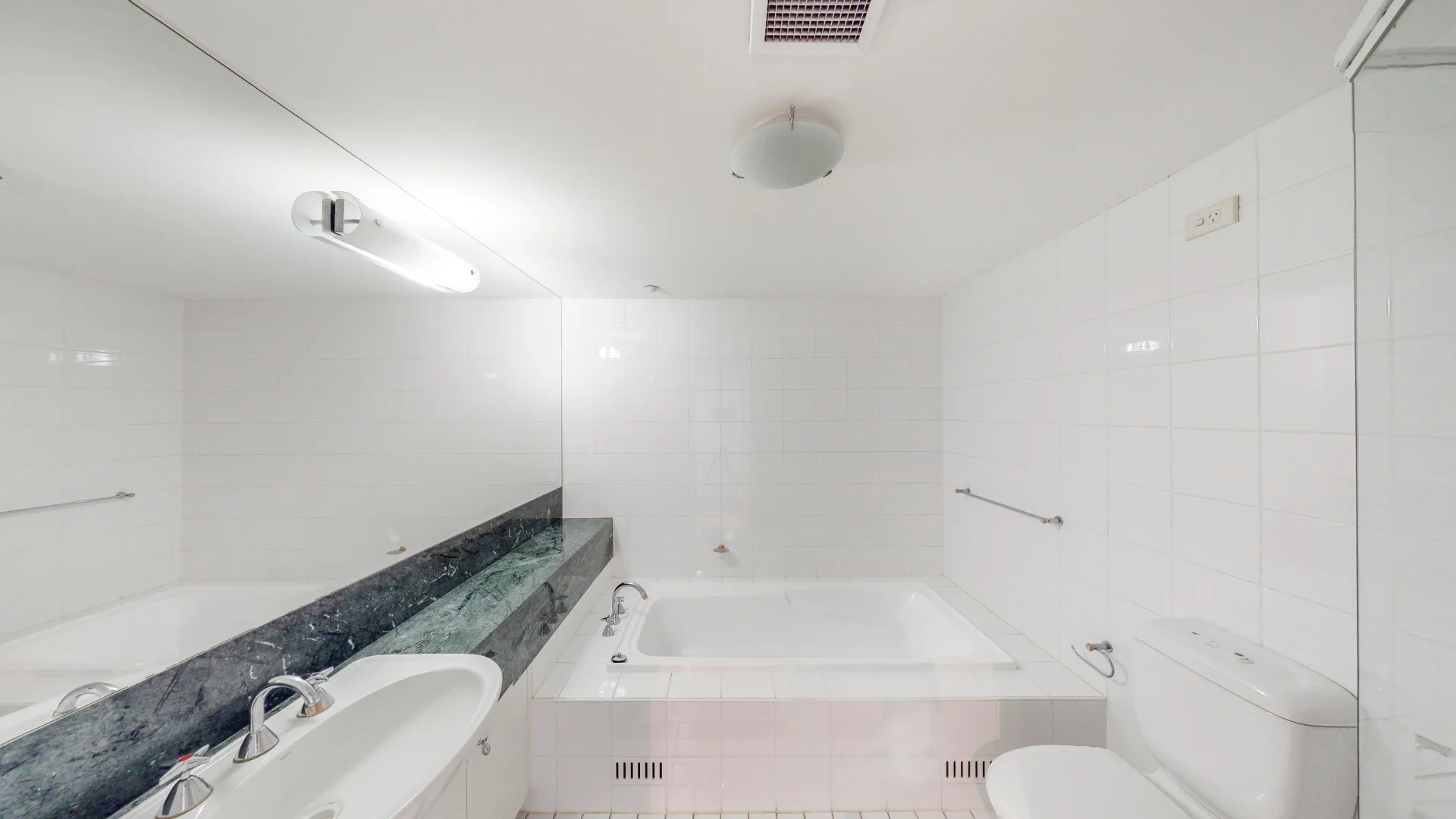 Additional image 6 of T03/127 Beach Street, Port Melbourne VIC 3207