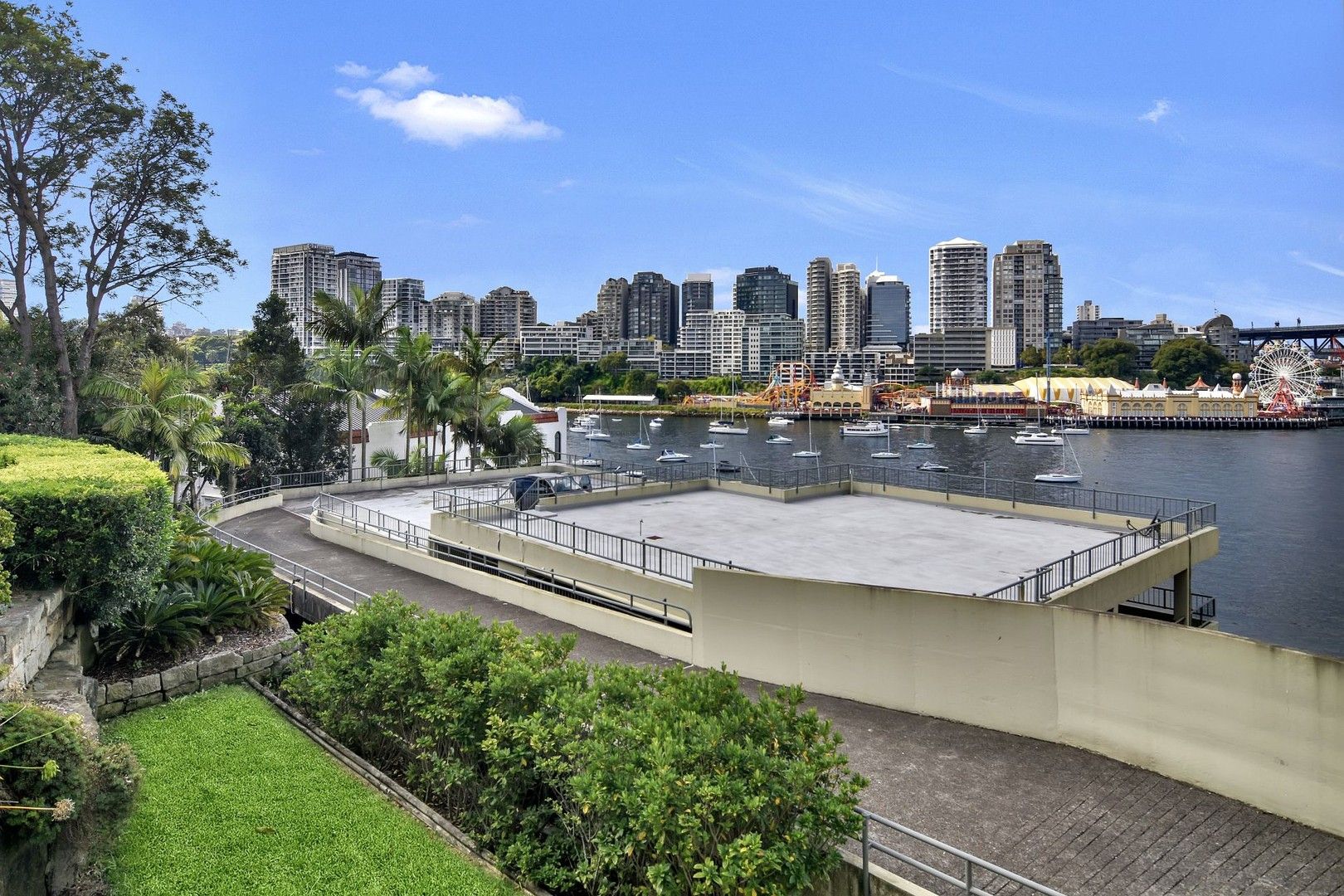 2/11 East Crescent Street, Mcmahons Point NSW 2060