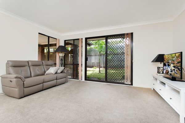 2/108 Railway Crescent, Jannali NSW 2226, Image 1