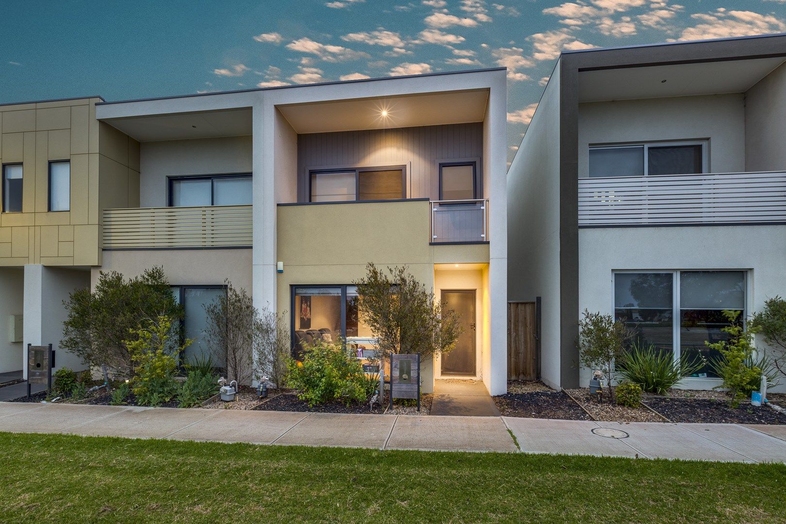 9 Bohr Walk, Fraser Rise VIC 3336, Image 0