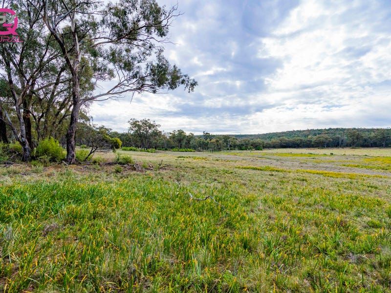 154 Charles Road, Narrandera NSW 2700, Image 0