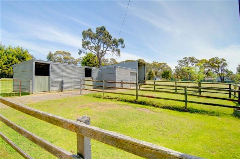 104 Kennedys Road, Smythes Creek VIC 3351, Image 1