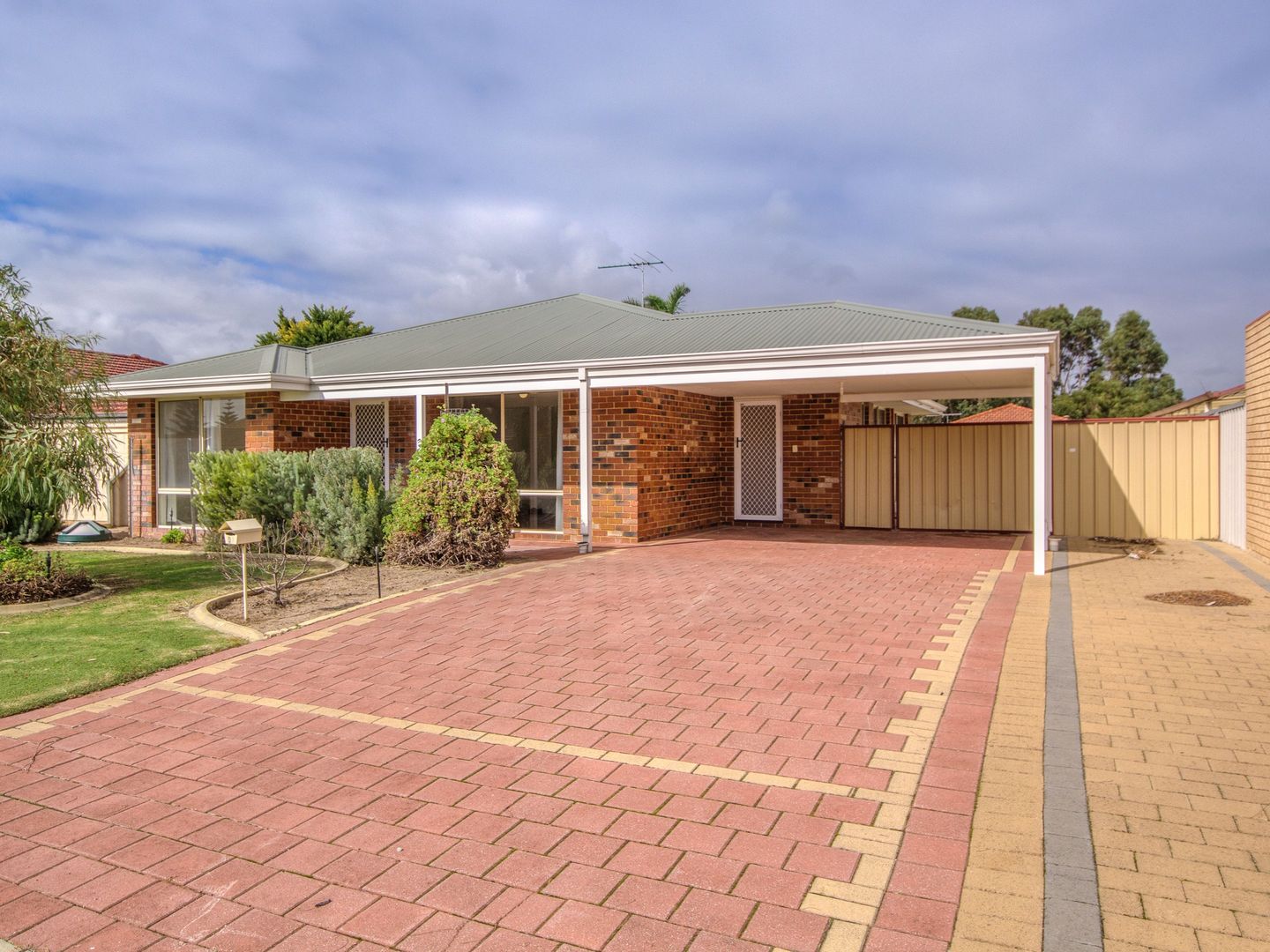 17 Tryall Avenue, Port Kennedy WA 6172