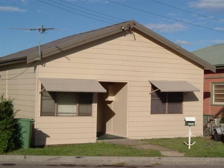 194 Fullerton Street, Stockton Property History & Address Research