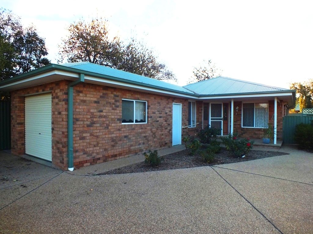 2/51 Grenfell Street, West Wyalong NSW 2671, Image 0