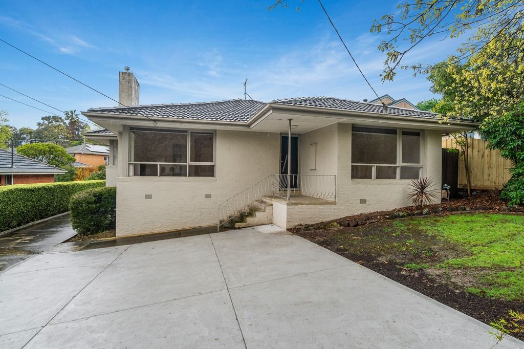 3 bedrooms Apartment / Unit / Flat in 1/11 Grange Park Avenue DONCASTER VIC, 3108