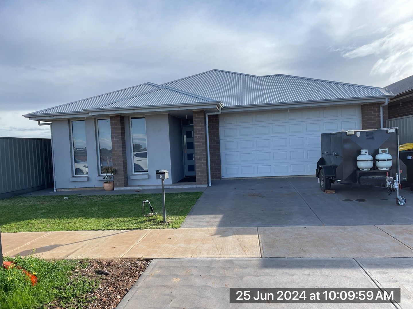 4 bedrooms House in 9 Alexandra Way VIRGINIA SA, 5120