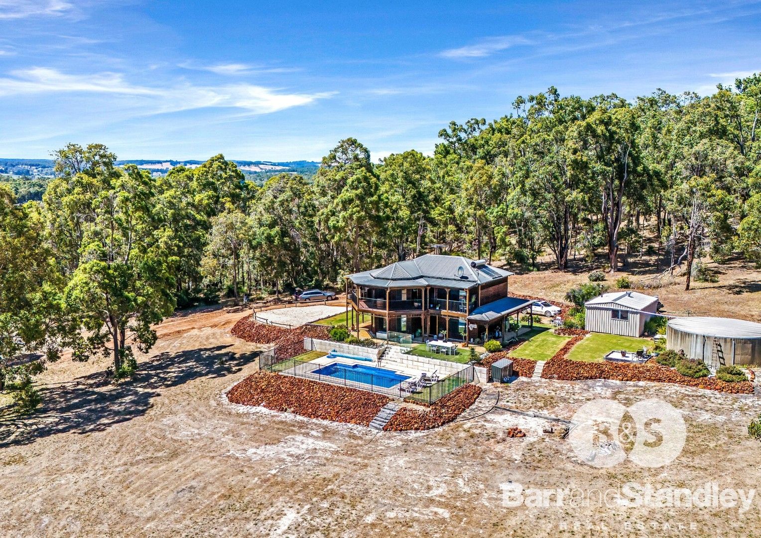 4 bedrooms House in 39 Nash Place DONNYBROOK WA, 6239