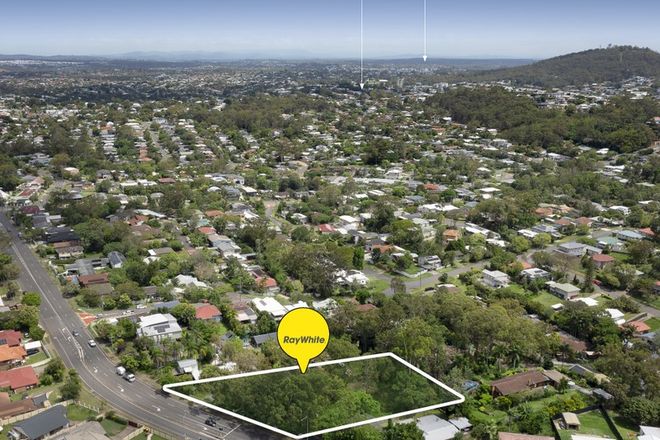 789-793 Cavendish Road Holland Park 4121 - Image 4