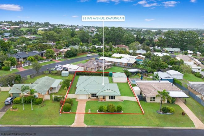 Picture of 23 Ian Avenue, KAWUNGAN QLD 4655