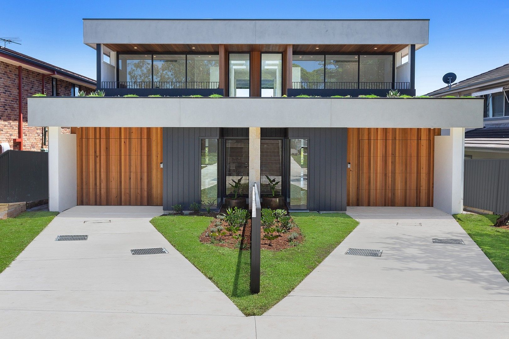 4 bedrooms House in 27B Forest Road YOWIE BAY NSW, 2228