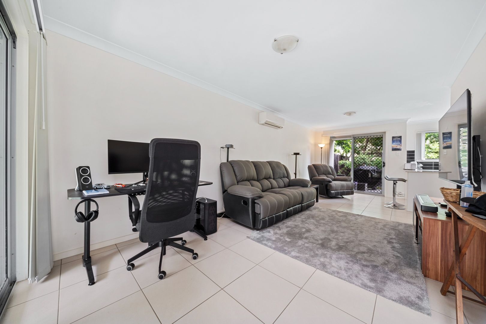 100/4 Myola Street, Browns Plains QLD 4118, Image 1