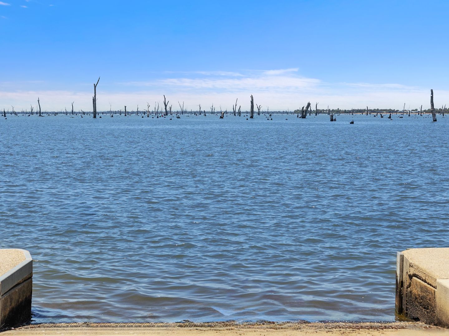 38 Lang Street, Mulwala NSW 2647 Domain