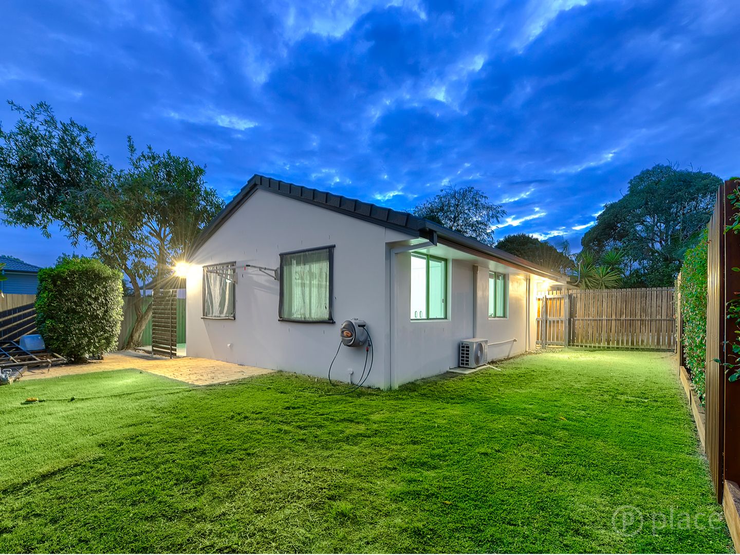 6 Abbott Street, Camp Hill QLD 4152, Image 1