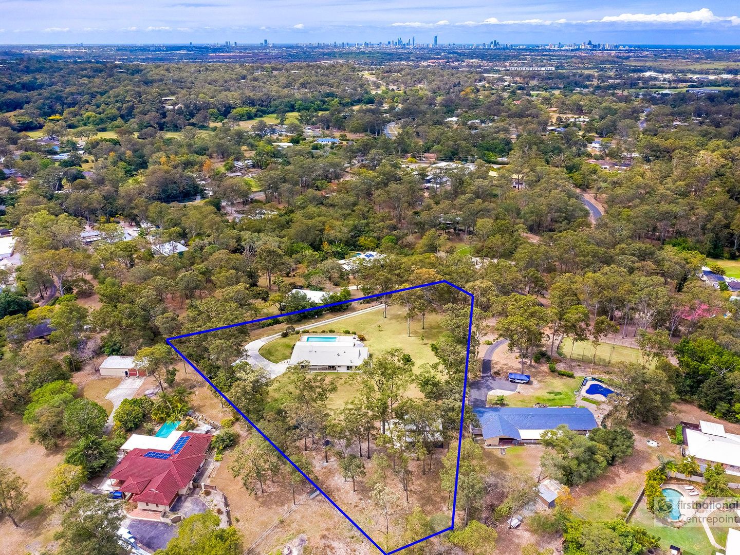 18 Woodvale Drive, Tallai QLD 4213, Image 2