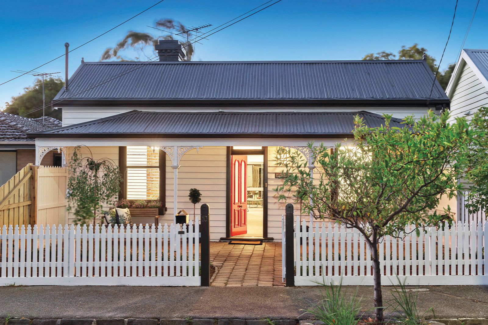 10 Emily Street, Brighton VIC 3186, Image 0