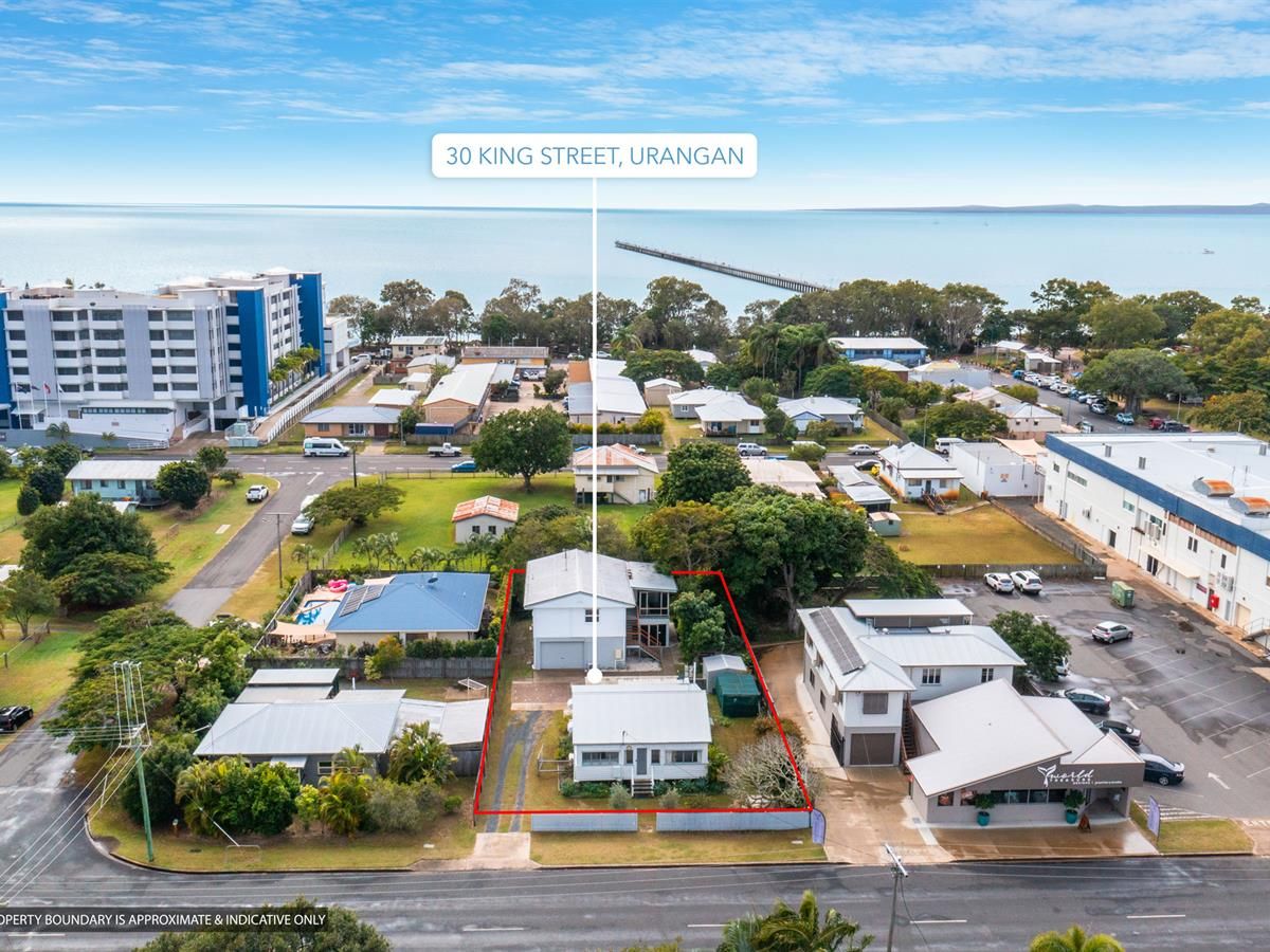 4 bedrooms House in 30 King Street URANGAN QLD, 4655