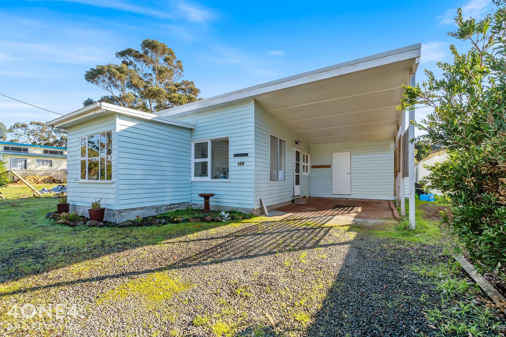 38 Lovering Avenue, Verona Sands Property History & Address Research