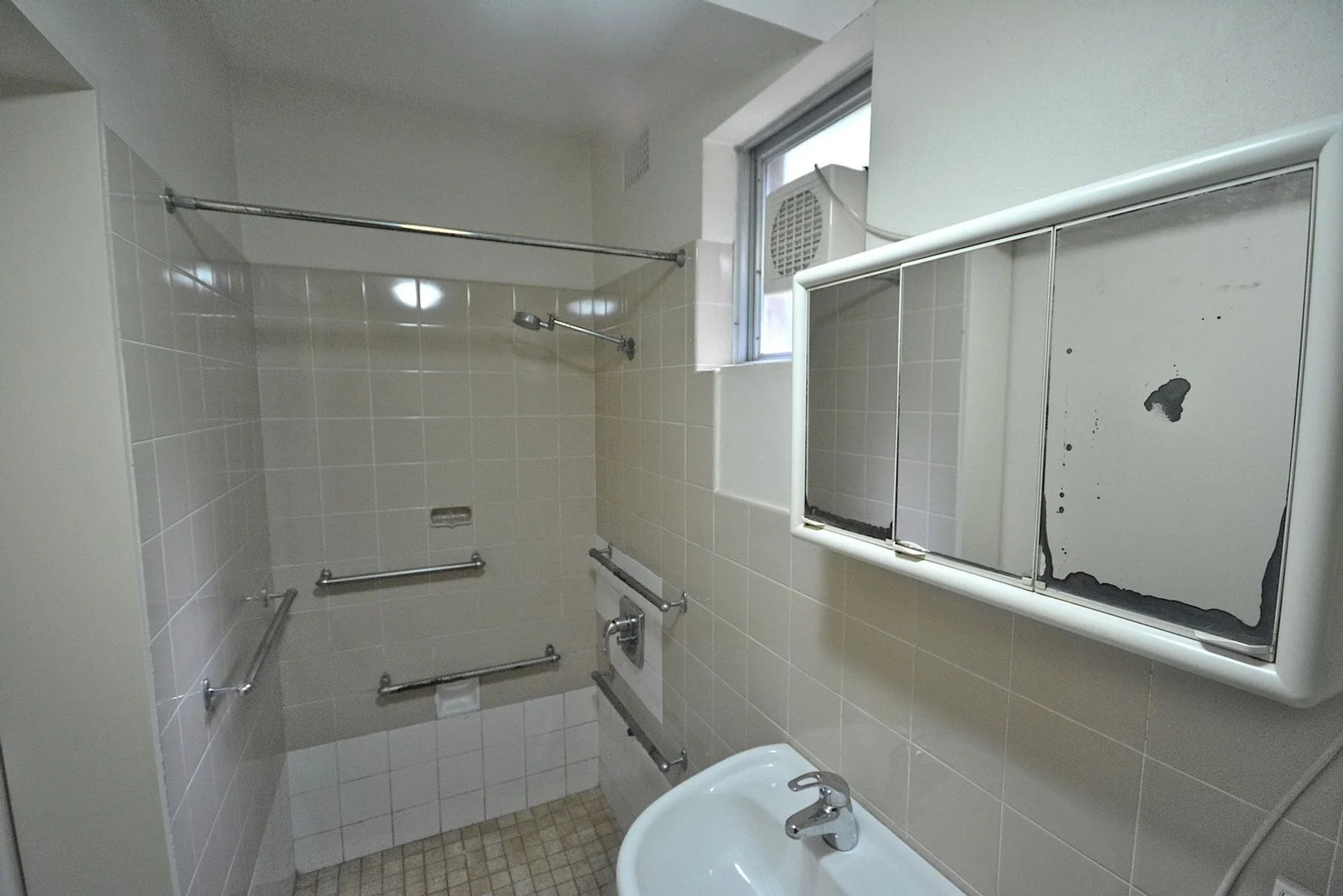 Additional image 7 of 3/4 David Road, Springwood NSW 2777