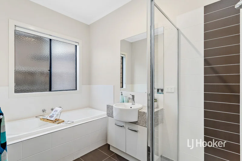 Additional image 11 of 8 Mystic Grove, Point Cook VIC 3030