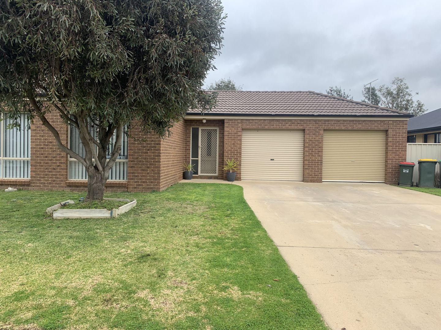 18 Glencoe Boulevard Moama Nsw 2731 House For Rent 1690 Domain