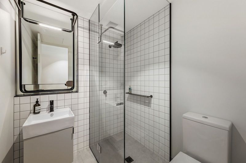 2 bedrooms Apartment / Unit / Flat in 36/403 Wilson Street SOUTH YARRA VIC, 3141