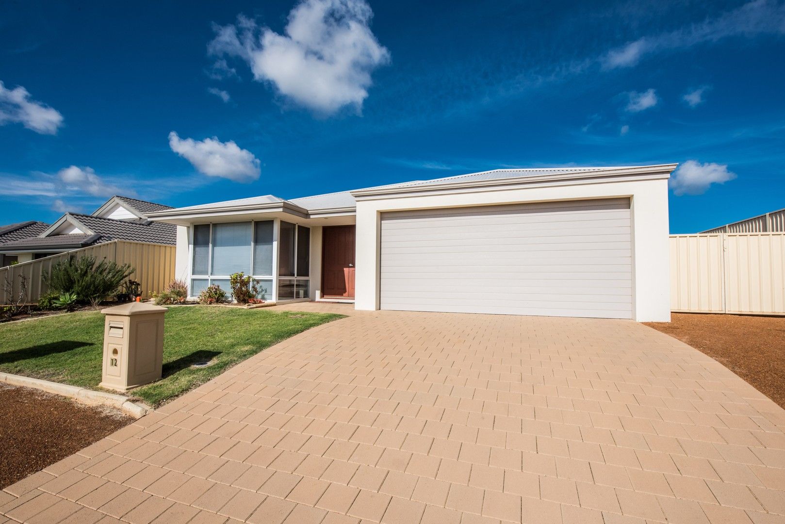 12 Wildwave Bend, Wandina WA 6530, Image 0