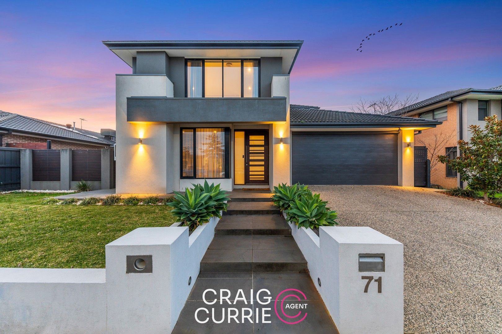 4 bedrooms House in 71 Grandvue Boulevard OFFICER VIC, 3809