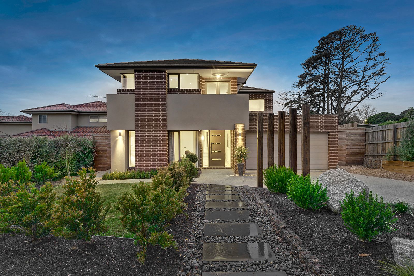 6 Pinewood Drive, Mount Waverley Property History & Address Research