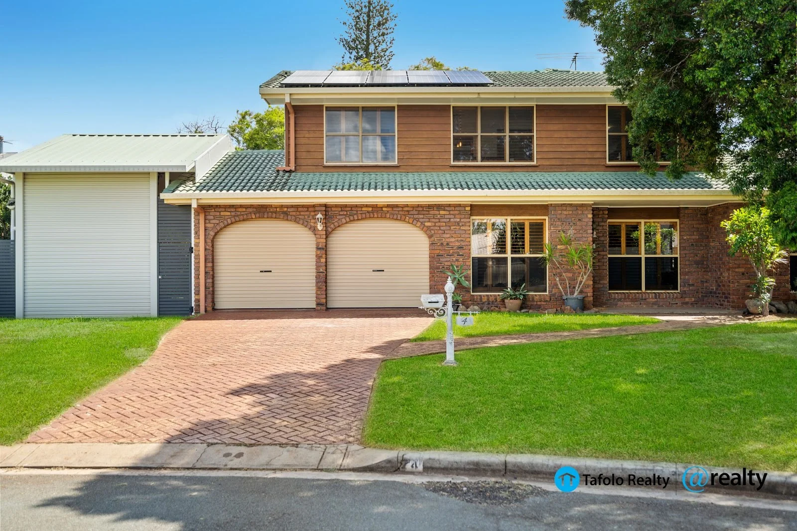 4 Seabreeze Court, Ormiston QLD 4160